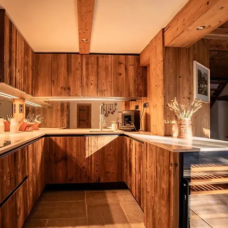 Hunters Superior Villa