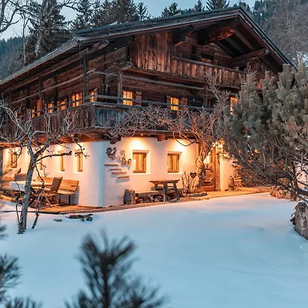 Villa Hunters Superior