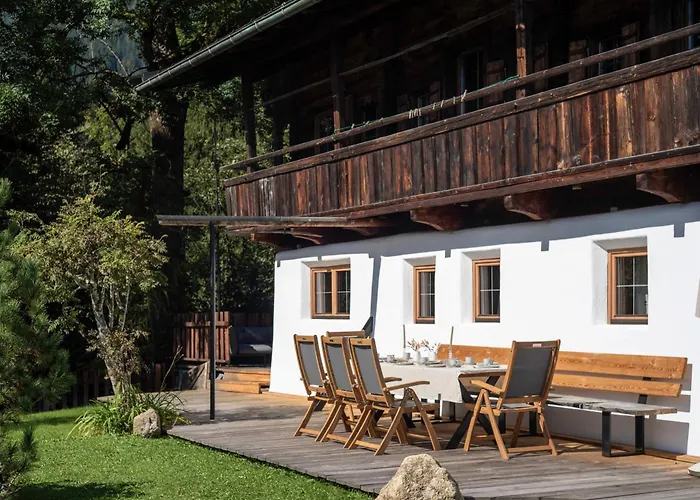 Hunters Superior Villa *